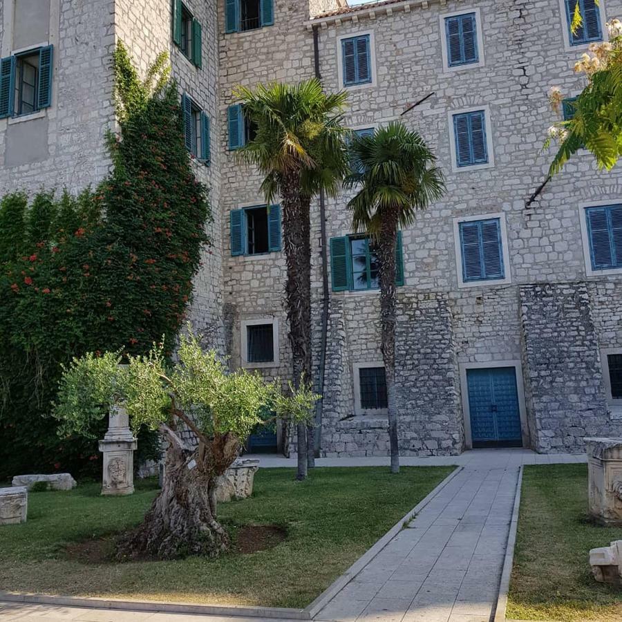 Holiday House "Villa Flora" Šibenik Exterior foto